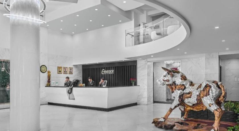 Essence Hotel-Пномпень Экстерьер фото