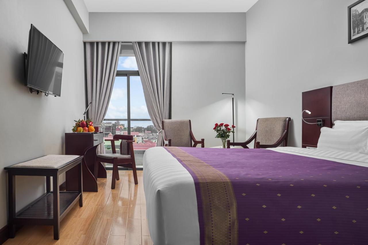 Essence Hotel-Пномпень Экстерьер фото